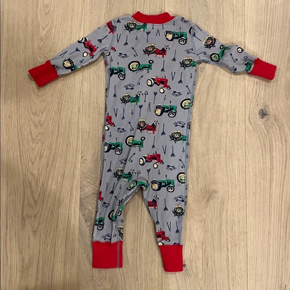 Hanna Andersson tractor pajamas 9-12 months - Picture 3 of 4